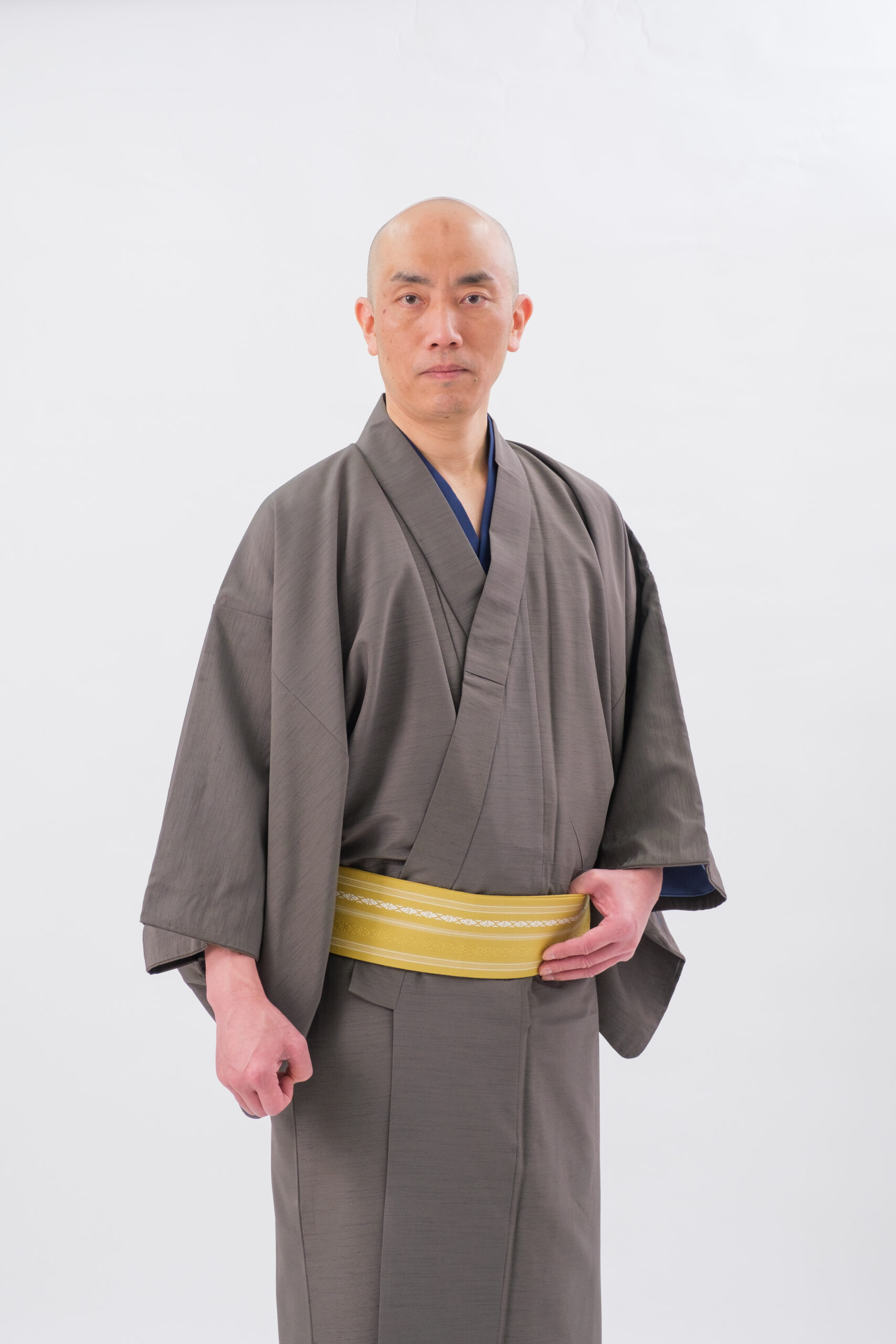 発行人 青木忠史